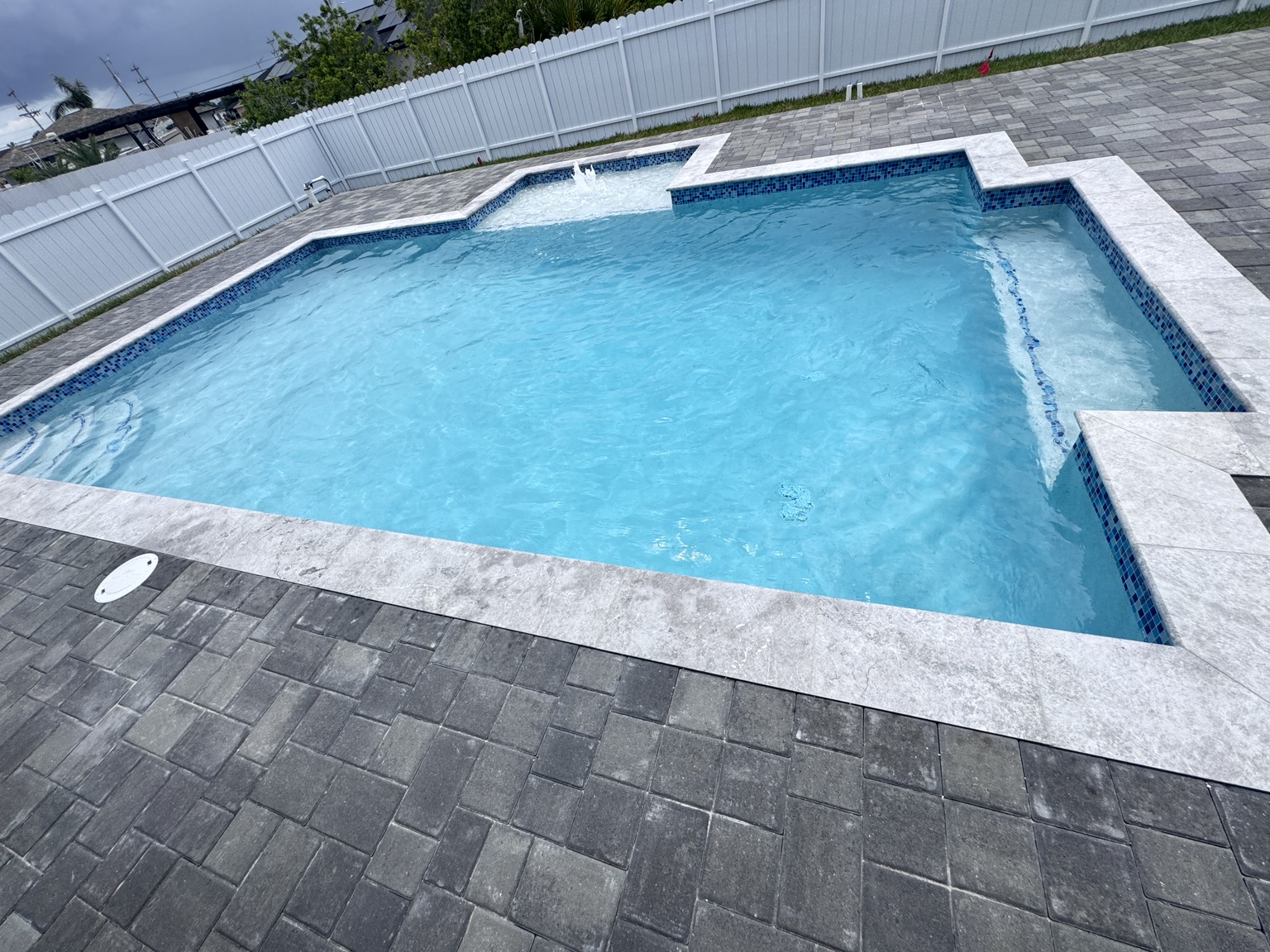Custom pool design